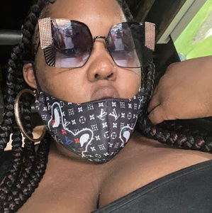 Meet your Posher, Shellie